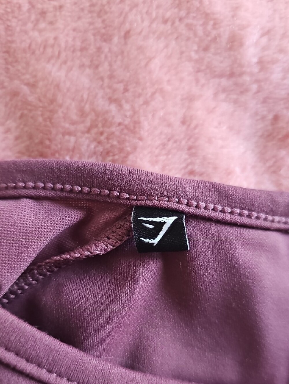 Gymshark Plum Long-Sleeve Super Crop Top S - Picture 9 of 10